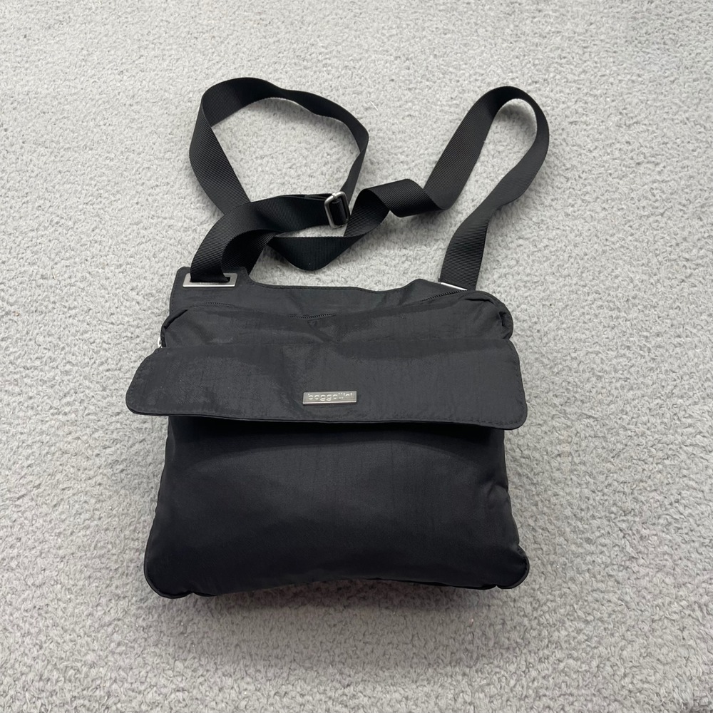 Baggallini Womens Black Nylon Travel Bag Handbag Purse Tote Hailey Crossbody Bag